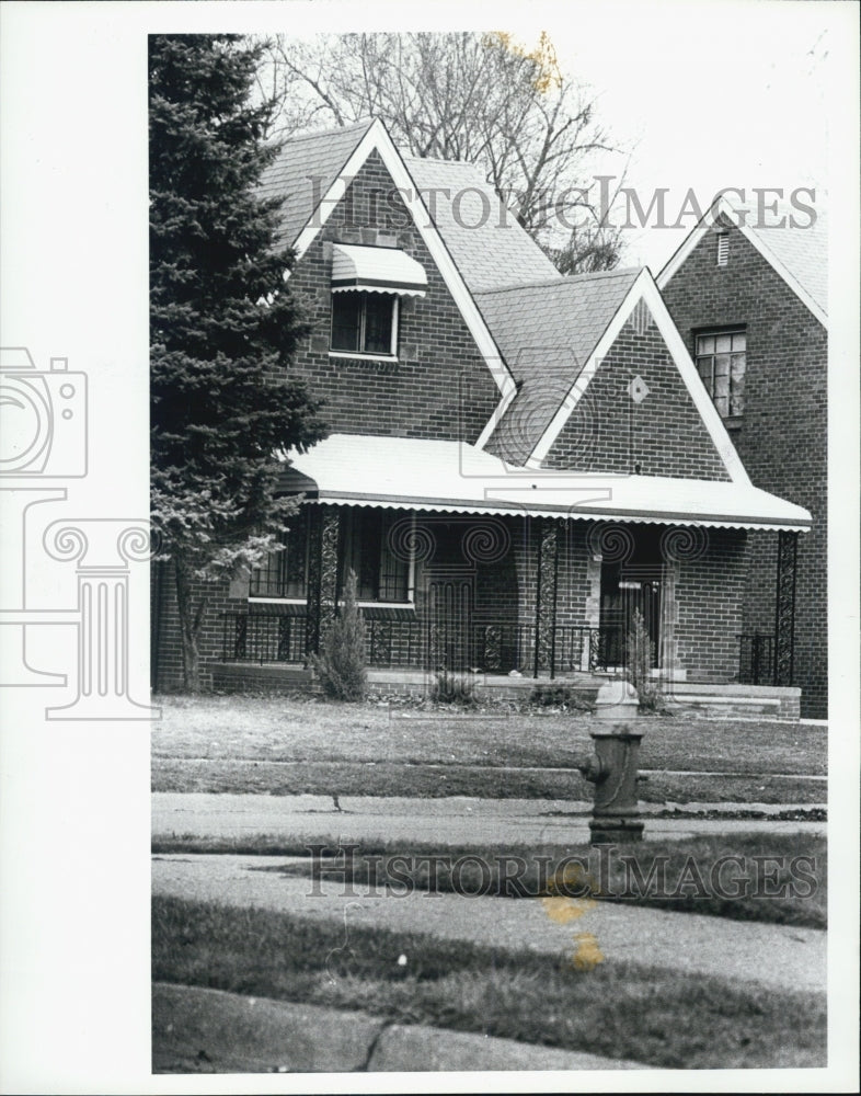 1983 Press Photo Home Seized in Drug Raid Detroit - Historic Images