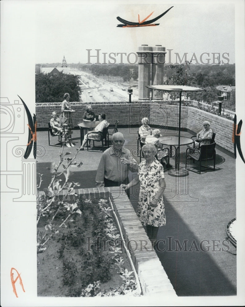 1976 Boulevard Temple Retirement home Rooftop Garden Detroit - Historic Images