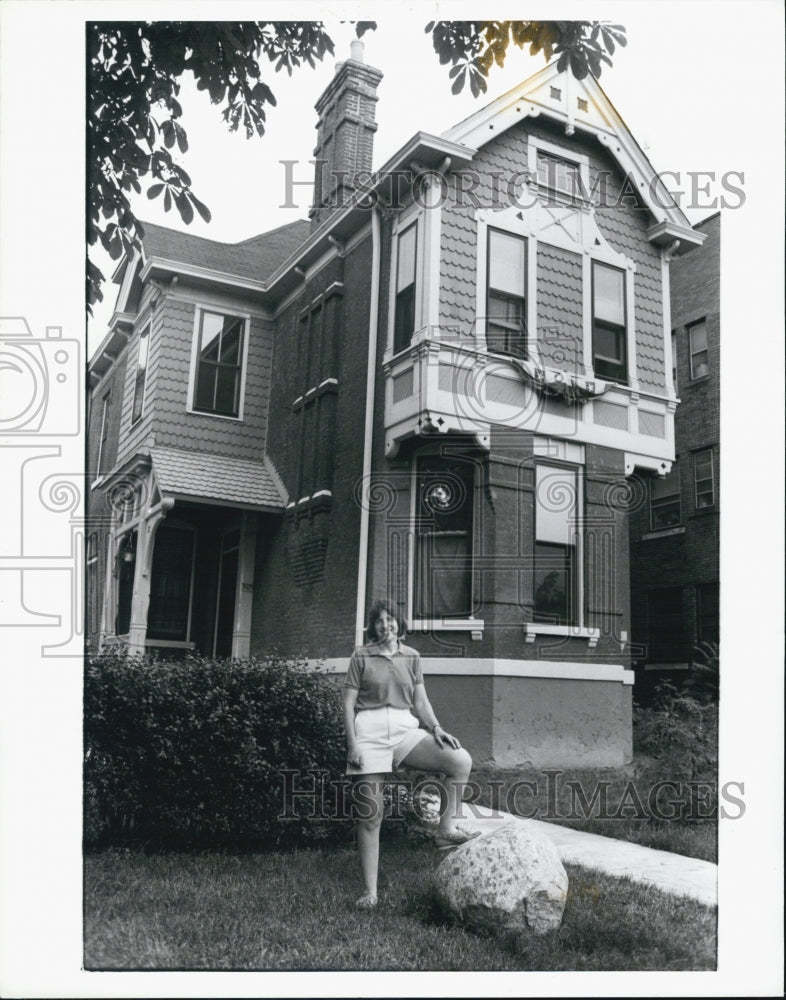 1987 Press Photo Renovations on at of Elaine Masidosian - Historic Images