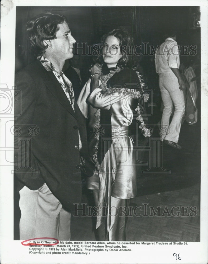 1979 Press Photo Ryan O'Neal/American Actor/Barbara Allen/Model - Historic Images
