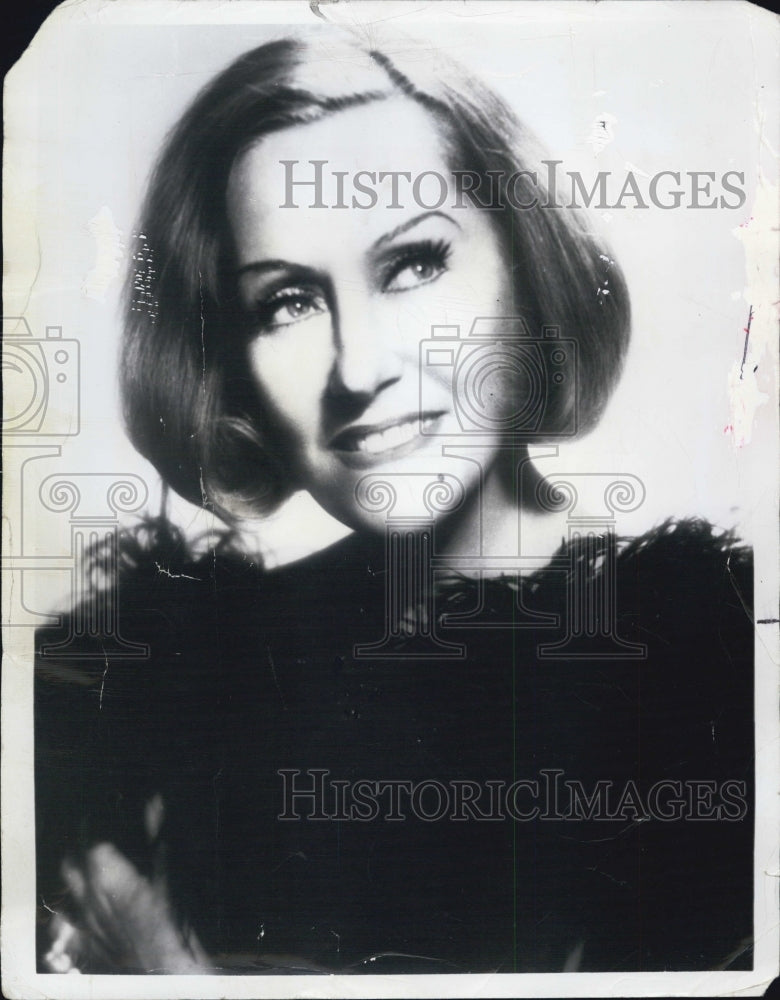 1971 Early picture of Gloria Swanson - Historic Images