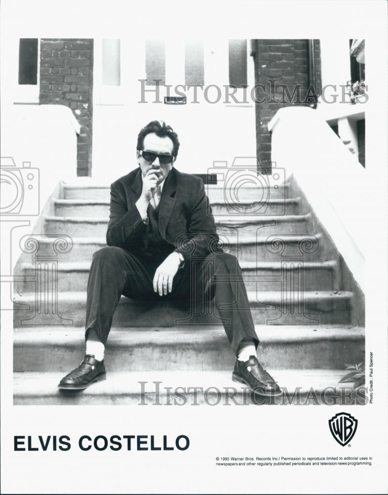 1995 Press Photo Elvis Costello Musician - Historic Images