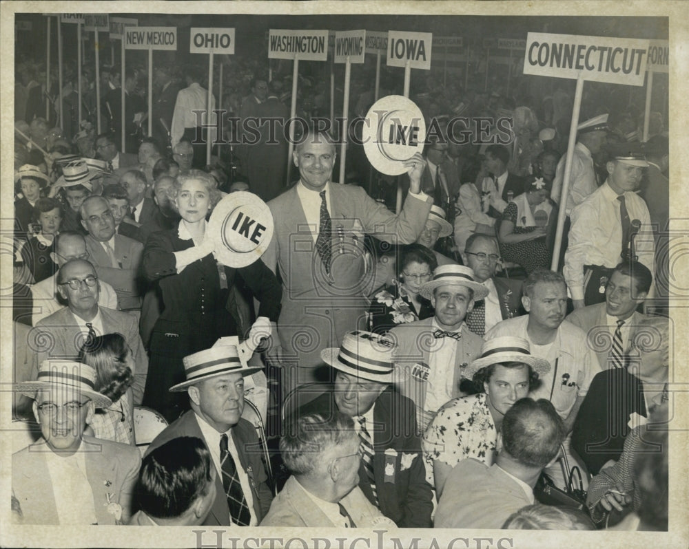 1952 Clare Booth Luce, Gov. John Davis Lodge, GOP convention. - Historic Images