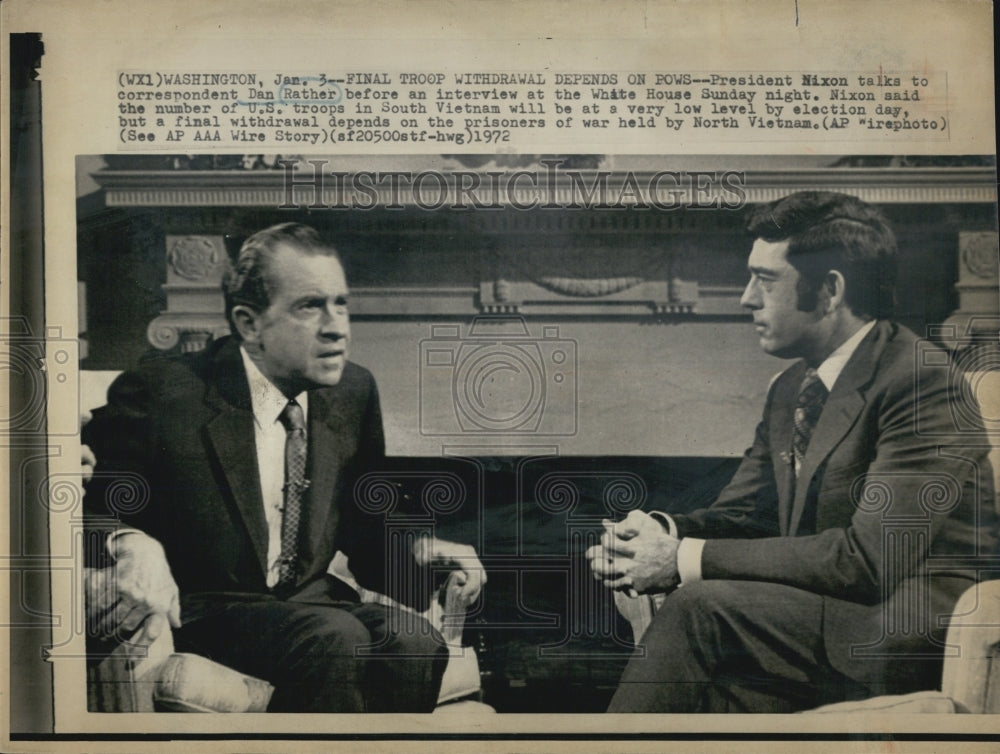 1972 President Nixon talks to CBS Correspondent Dan Rather. - Historic Images