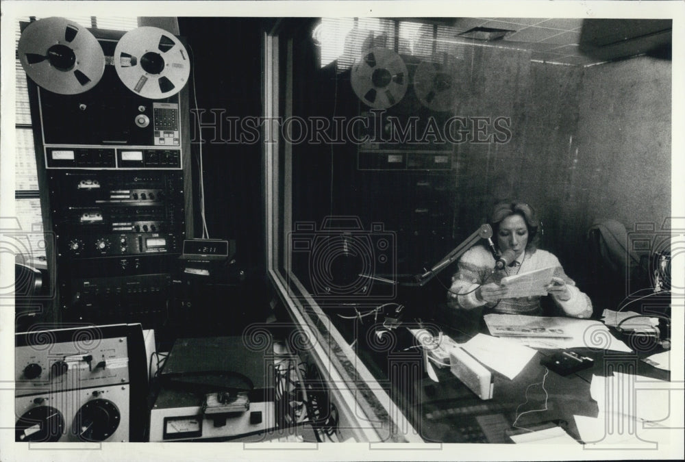 1981 Press Photo Katherine Bikos, CBS General Manger - Historic Images