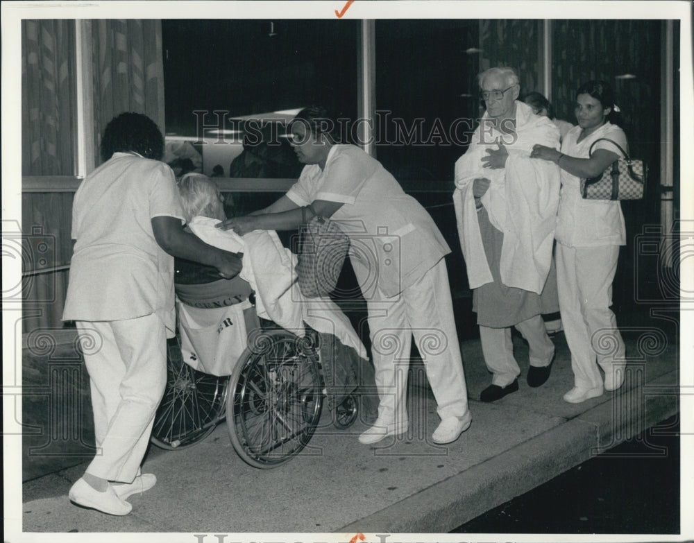 1988 Press Photo Oak Park Hospital Patient Storage Room Fire Chicago - Historic Images