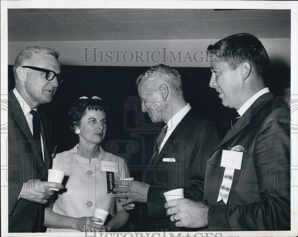 1966 Press Photo LeRoy Collins Ed Price Roberta Knowles - Historic Images