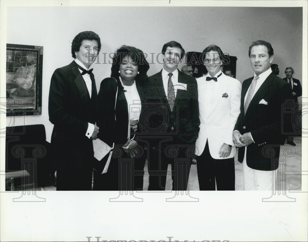 1987 Press Photo ABC Stars At Season Kickoff Party Oprah Winfrey And Bert Convy - Historic Images