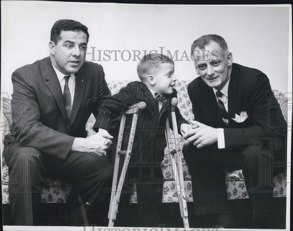 1961 Bobby Hunnevan Patient Art Carney Actor Comedian Boston Visit - Historic Images