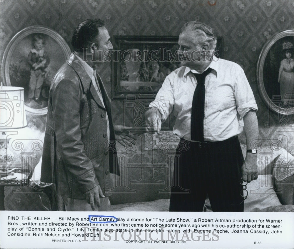 1977 Actors Bill Macy And Art Carney In Scene From The Late Show - Historic Images