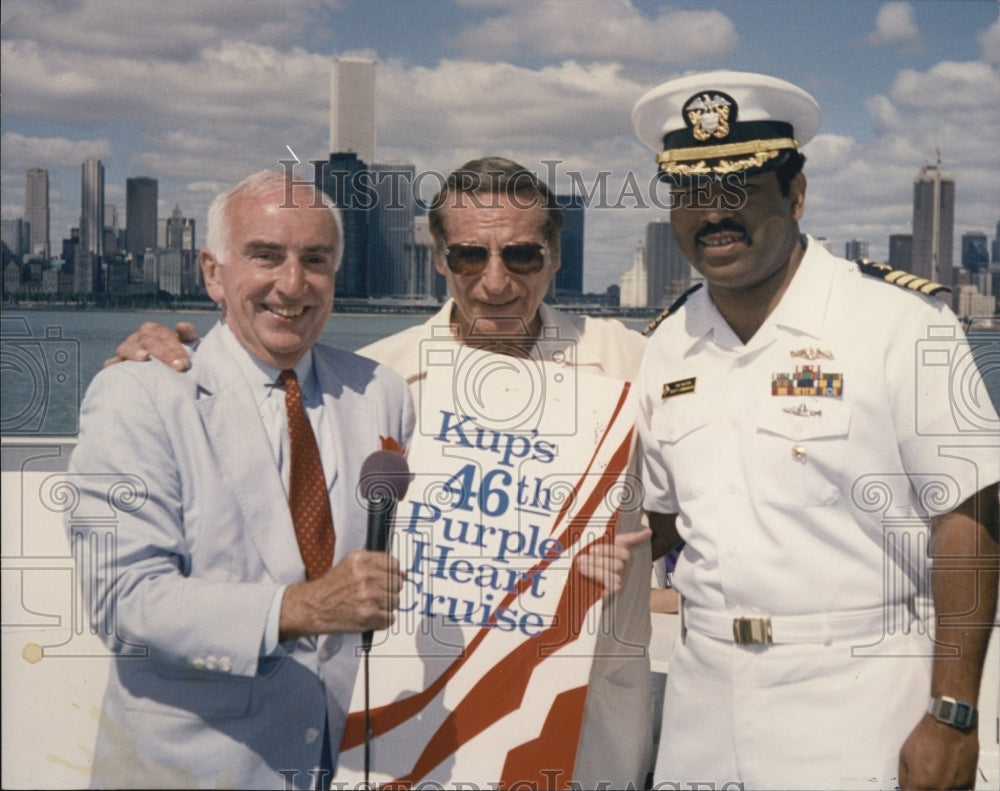 1990 Press Photo Chicago Sun-Times Purple Heart Cruise - Historic Images