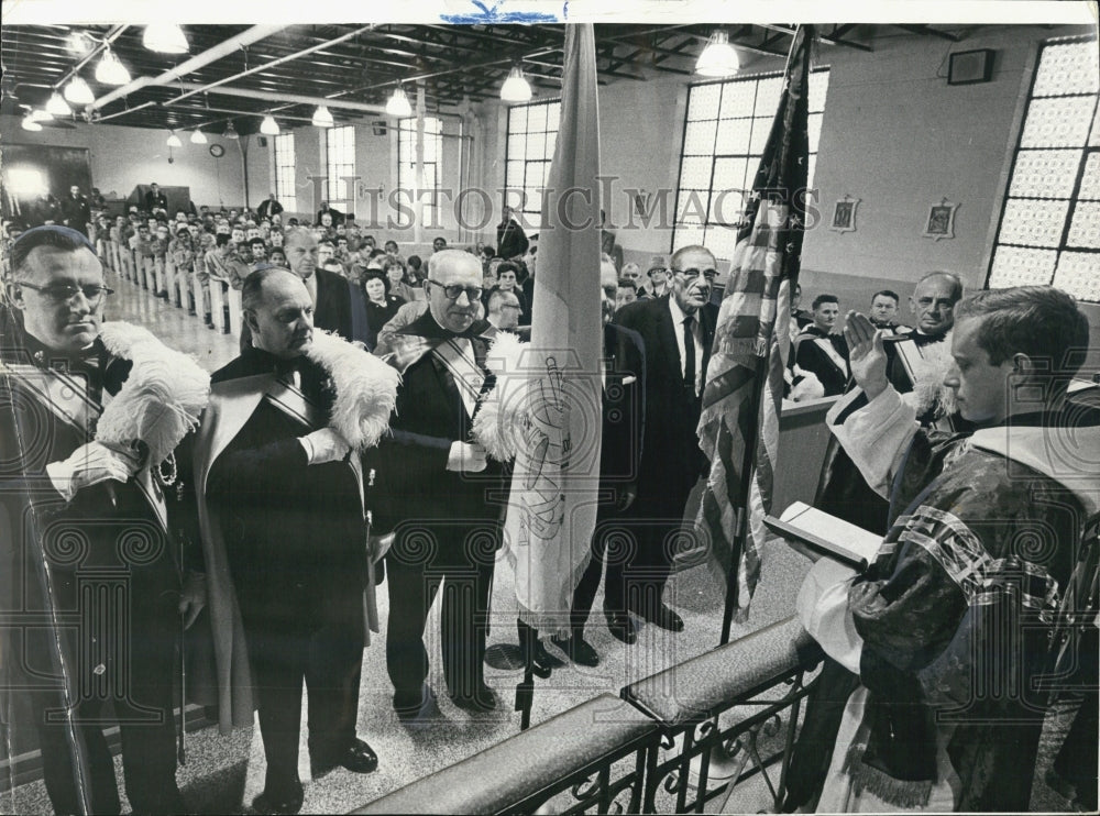 1965 Press Photo House of Correction gets flags from Knights of Columbus - Historic Images