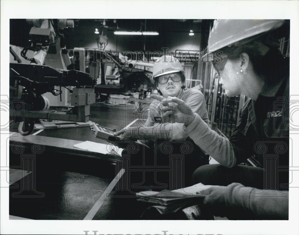 1988 Press Photo Mayda Plant Michigan - Historic Images