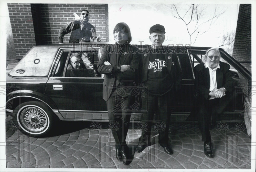 1996 Press Photo Beatles convention Ringo look-a-like Chris Tassone former - Historic Images