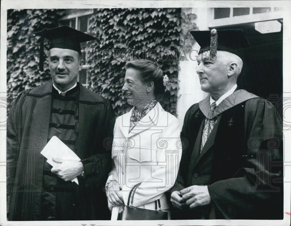 1972 Press Photo Dr. Nathan M, Pusey President Harvard University wife Anne - Historic Images