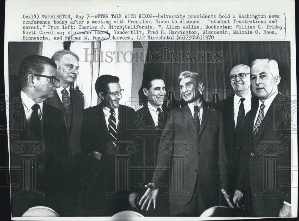 1970 Press Photo Nathan Pusey Harvard University President Charles Hitch Wallis - Historic Images