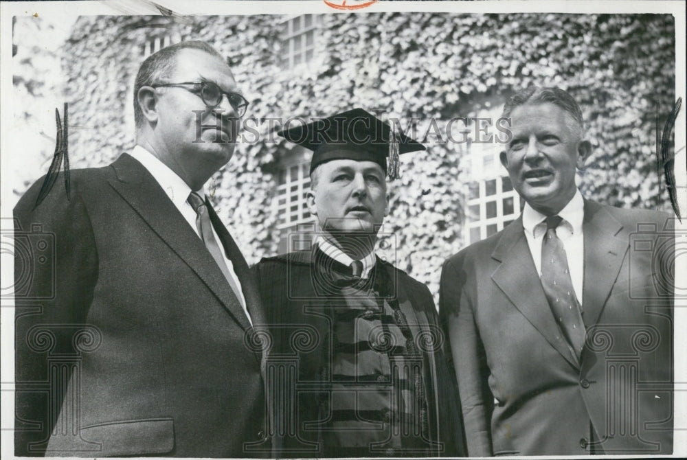 1958 Press Photo Harvard President Nathan Pusey Sir Leslie Munroe Pres. UN - Historic Images