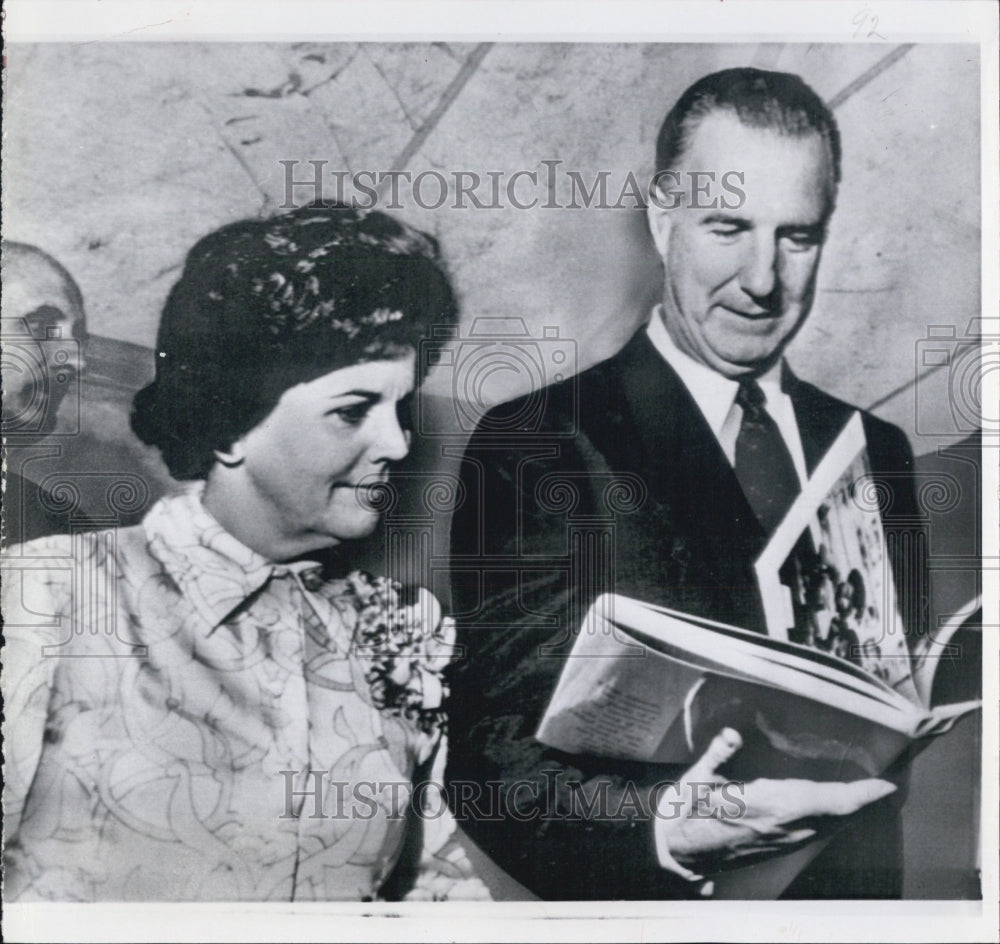 1970 Vice President Mrs. Spiro Agnew book of New Zealand scenes - Historic Images