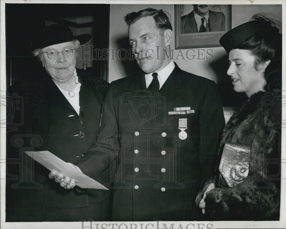 1945 Mrs. Irene Bishop Philip Lee Bishop Mrs. Nellie Bishop - Historic Images