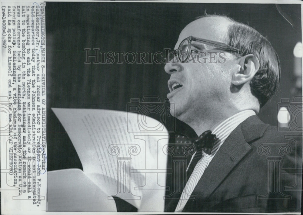 1967 Arthur Schlesinger Jr author and advisor to Pres John F Kennedy - Historic Images