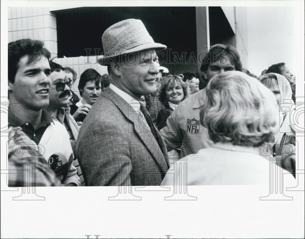 1987 Press Photo Dallas Cowboys Coach Tom Landry - Historic Images