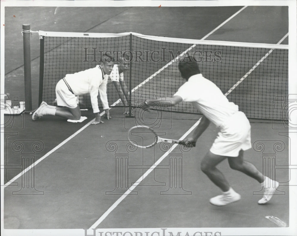 1960 Two Young Boys Watch Tennis Player Whitney Reed, San Jose - Historic Images