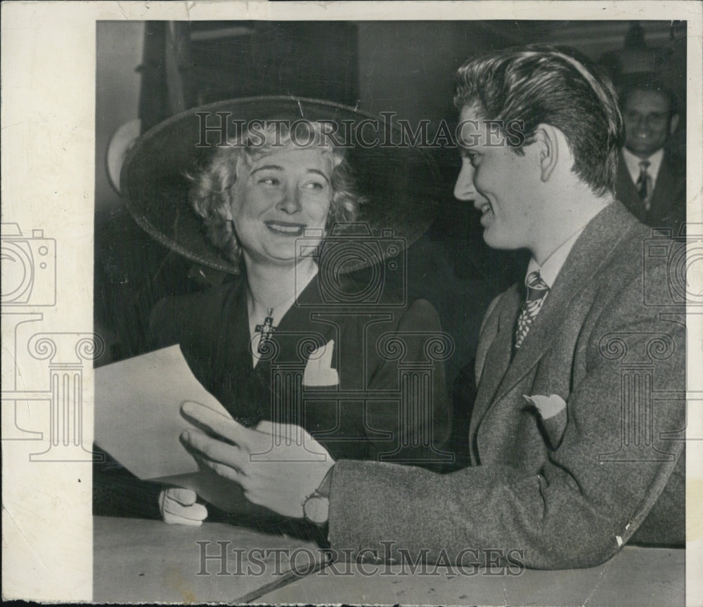 1949 Press Photo John Barrymore Jr At Superior Crt With Dolores Costello In LA - Historic Images