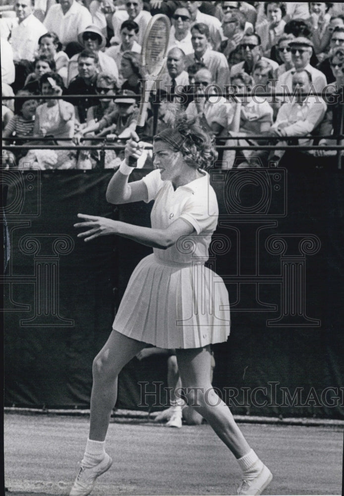 1963 Australian Tennis Player Margaret Smith In Action At Longwood - Historic Images