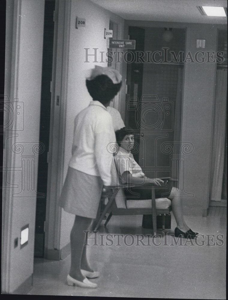 1970 Ranko Carol Yamada Treated for Wounds in Henrotin Hospital - Historic Images