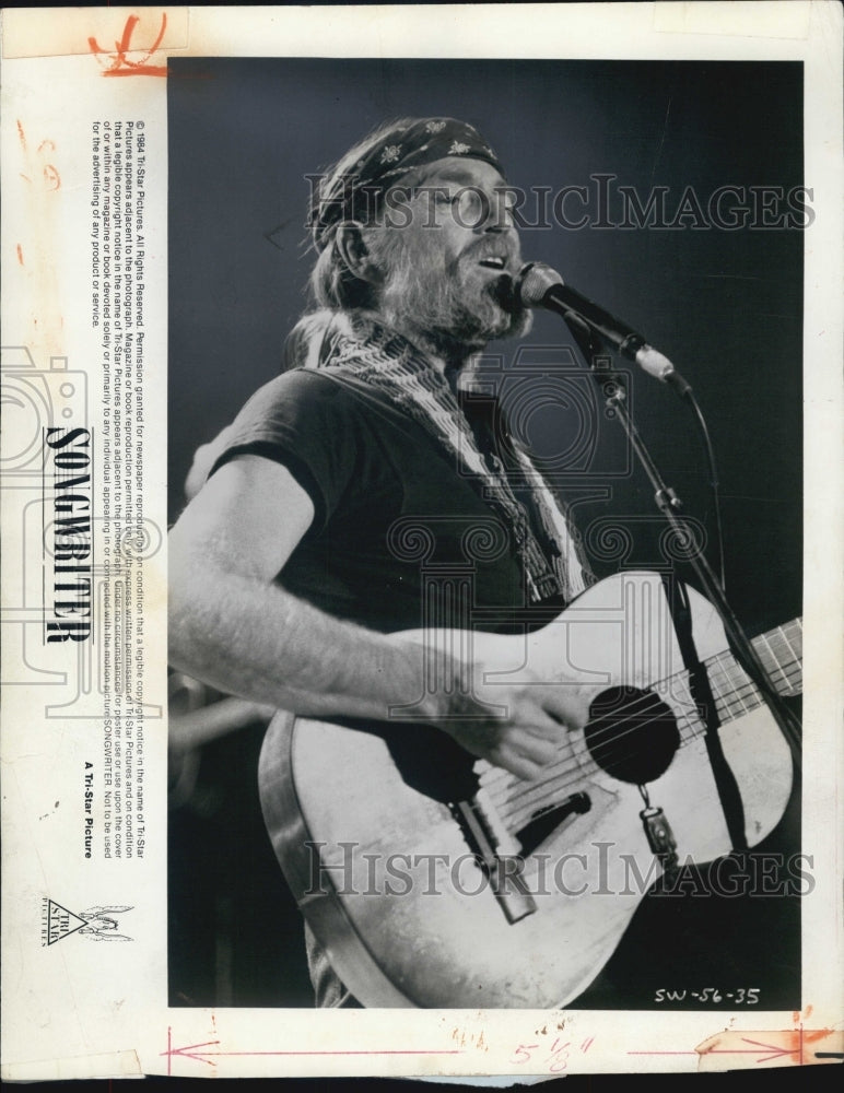 1988 Press Photo Willie Nelson Musician Entertainer Songwriter - Historic Images