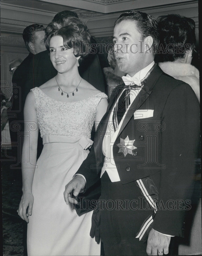 1966 of Consul General Claudio Ordonez &amp; wife of Ecuador in Chicago - Historic Images