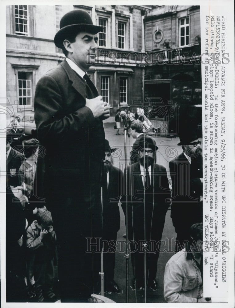 1966 Press Photo of Milo O&#39;Shea as Leopold Bloom in the film &quot;Ulysses&quot; - Historic Images