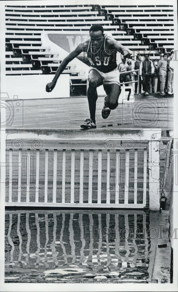 1979 Press Photo Washington State Athlete, Henry Rono - Historic Images