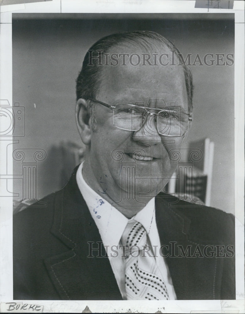 1976 Press Photo Joe Burke, Exec. Vice President and General manager - Historic Images