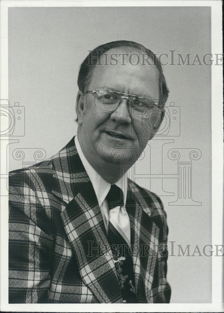 1977 Press Photo Joe Burke - Historic Images