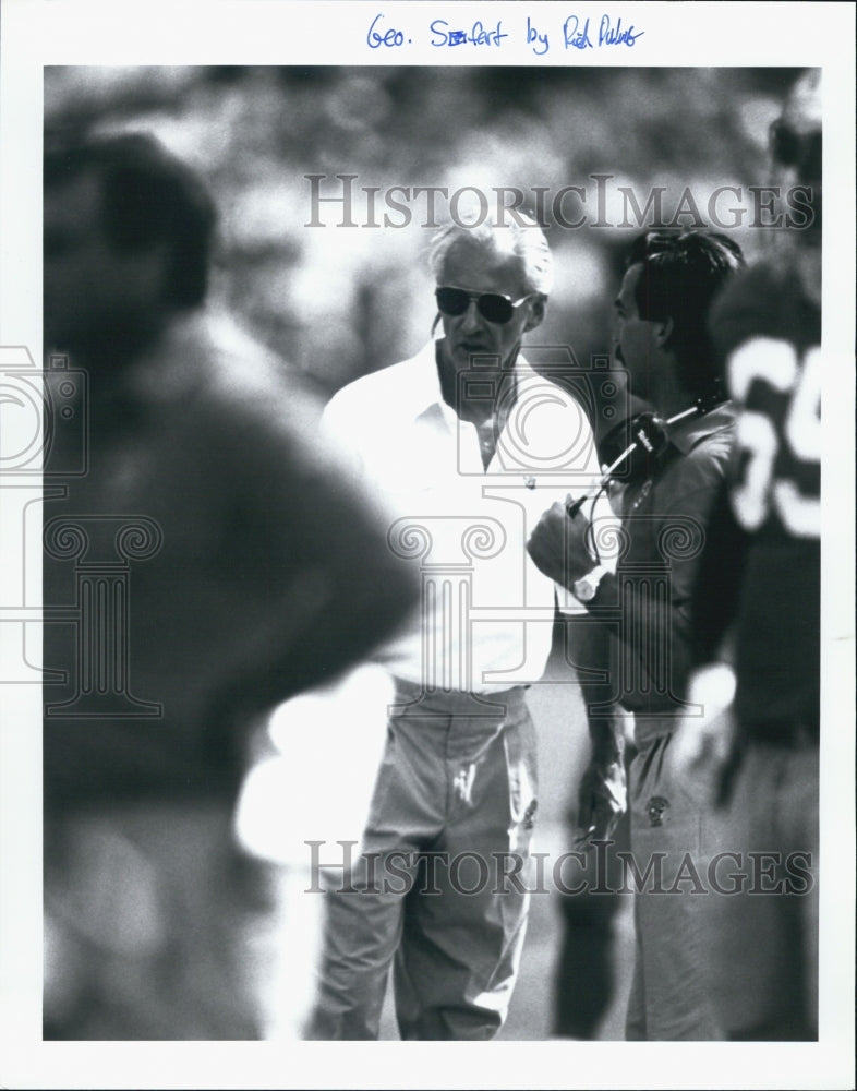 Press Photo Football NFL Coach Geo Seifert - Historic Images