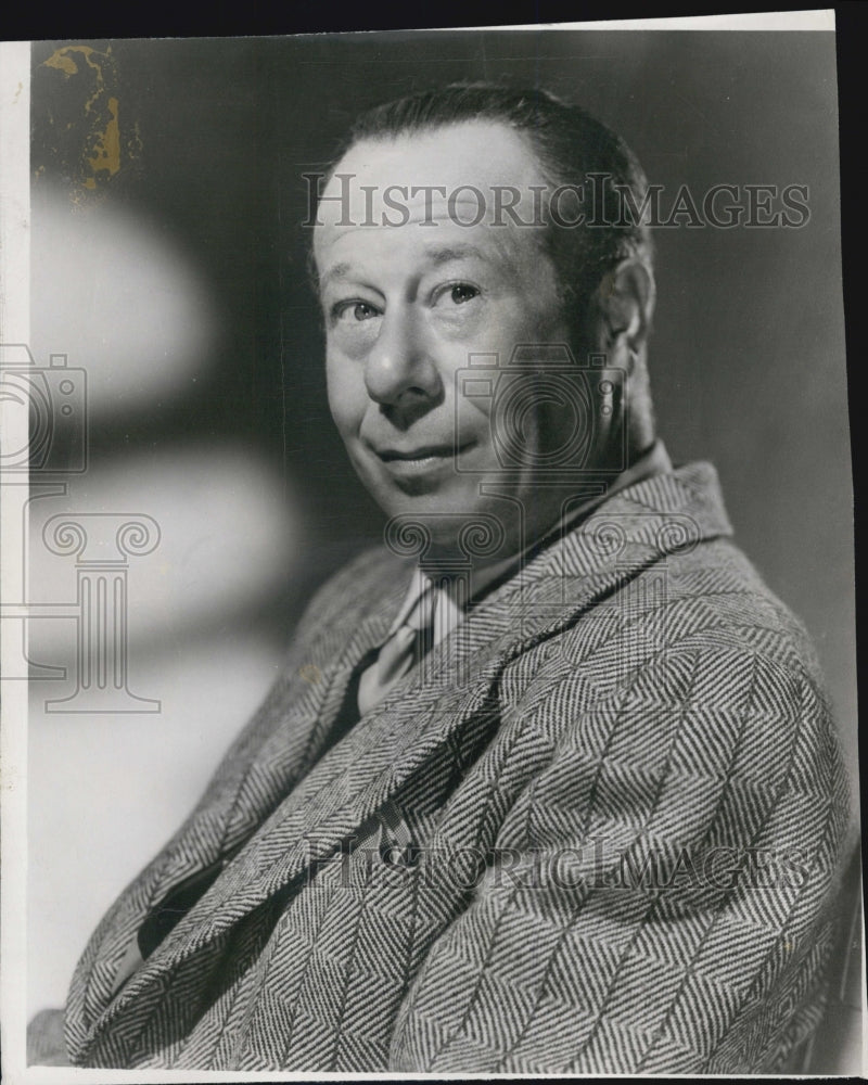 1968 Bert Lahr A visit to a Small planet actor - Historic Images