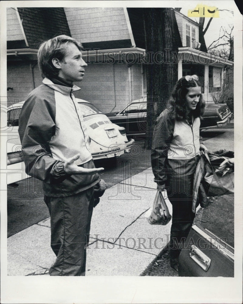 1979 Press Photo Marathon Runner Bill Rodgers Starting Race Day - Historic Images