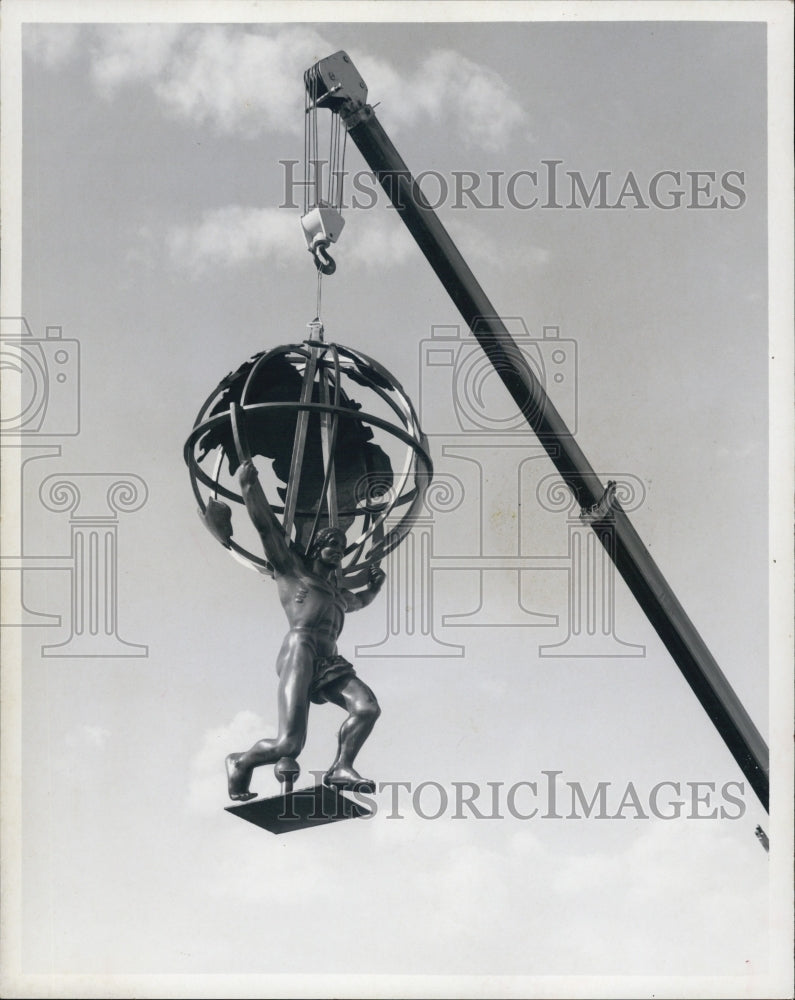 Press Photo Atlas sculpture - Historic Images