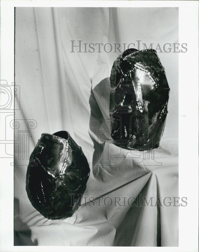 1992 Press Photo copper pottery John O. Burke Sabal Palm Galleries - Historic Images