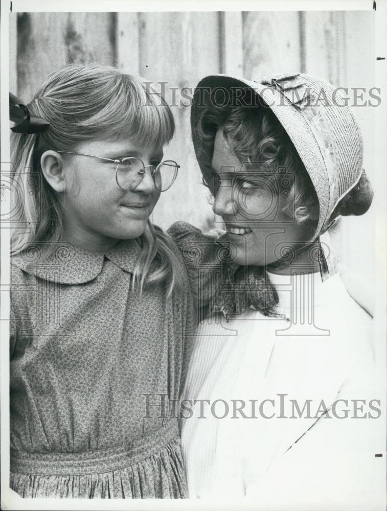 1982 Press Photo Leslie Landon daughter actor Michael Landon Tina Yothers - Historic Images