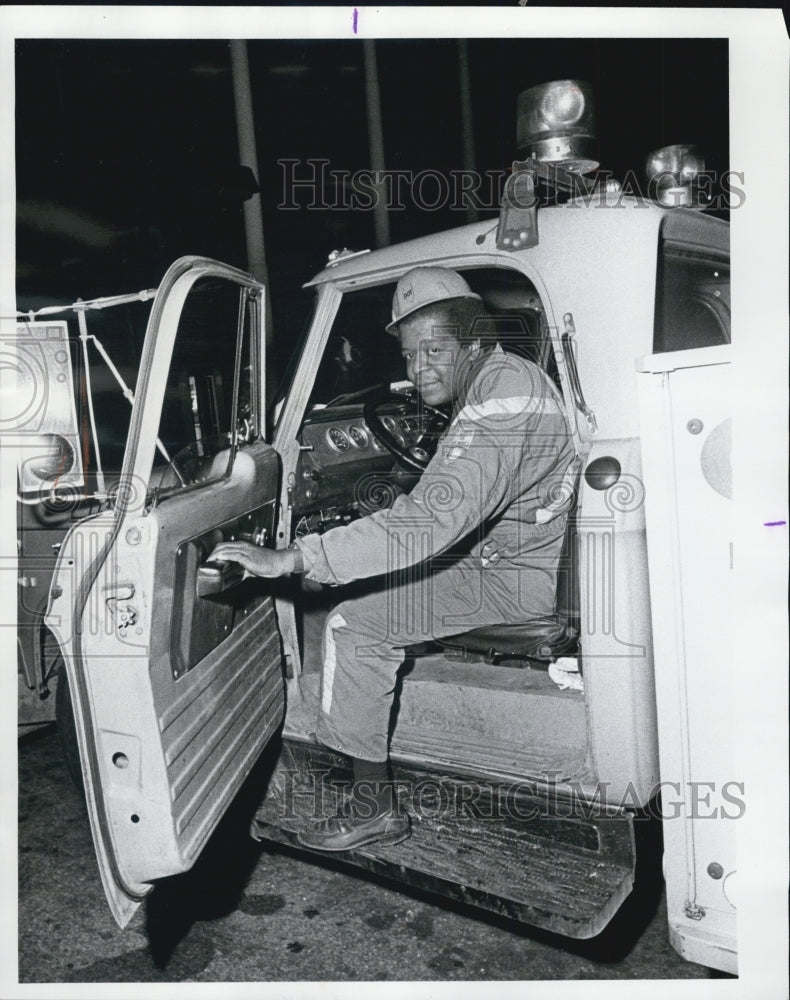 1975 Emergency Traffic Control Worker Roy Howard Leaving Truck - Historic Images