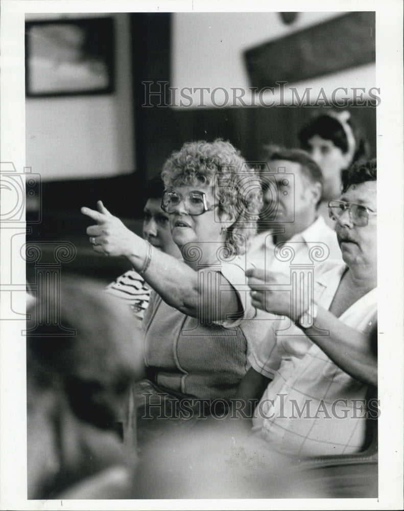 1985 Press Photo auction season arrived Plunkett Brothers' Auction House - Historic Images
