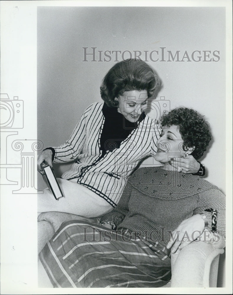 1982 Press Photo Margo Howard Author Mother Ann Landers - Historic Images