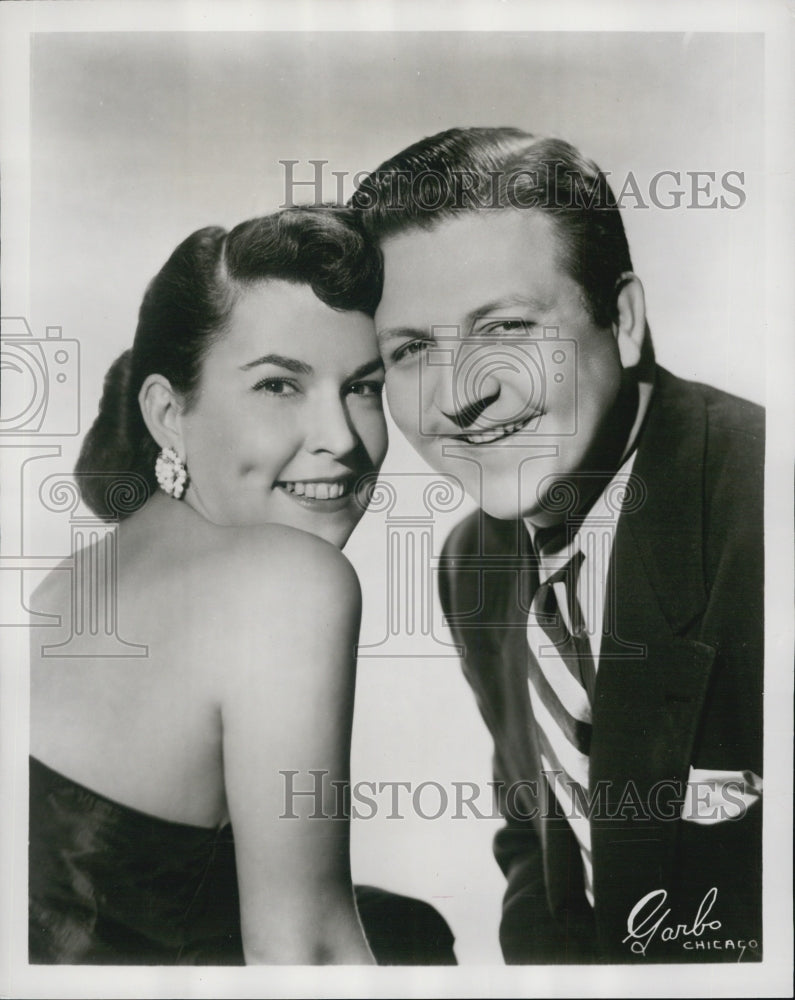 Press Photo Eddie Jackie Hubbard Radio - Historic Images