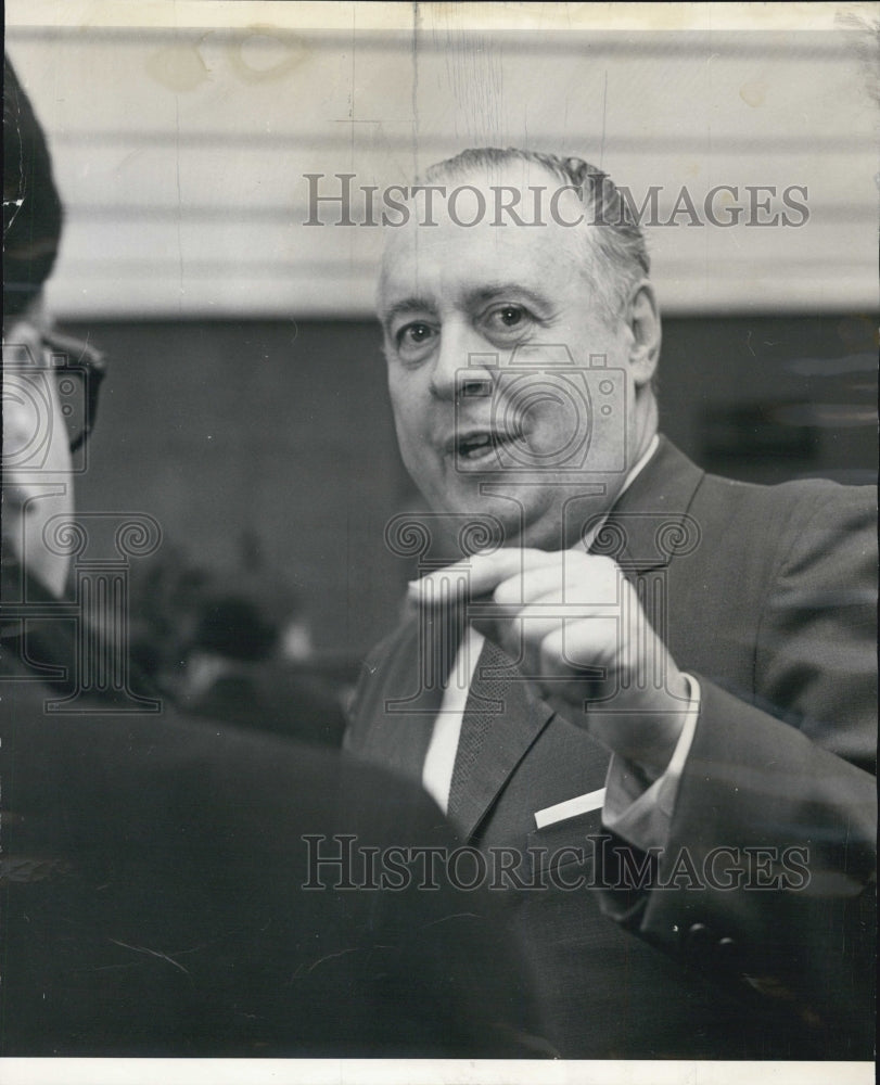 1965 Gateway National Bank President William Howell Burglary Talk - Historic Images
