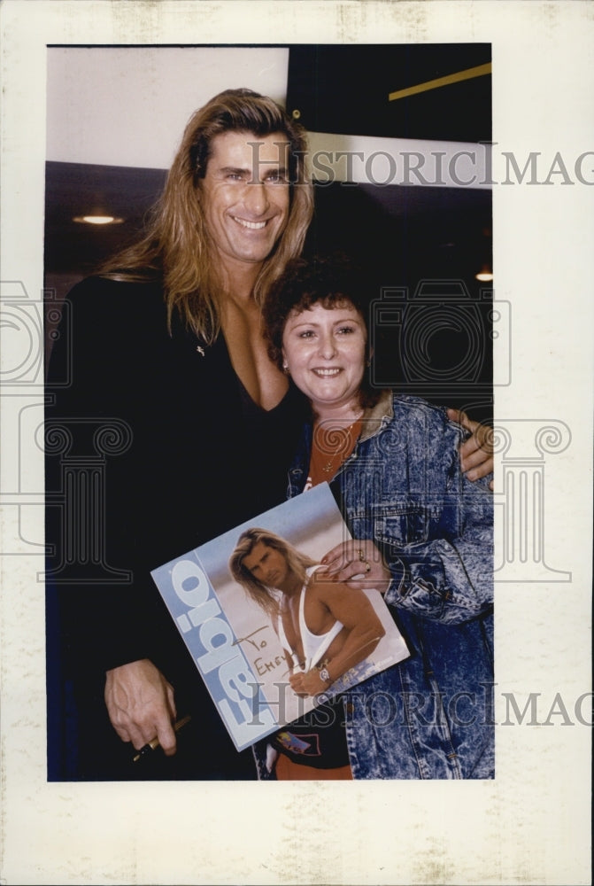 1993 Press Photo Italian Fashion Model Fabio Lanzoni With Emily Brecka - Historic Images