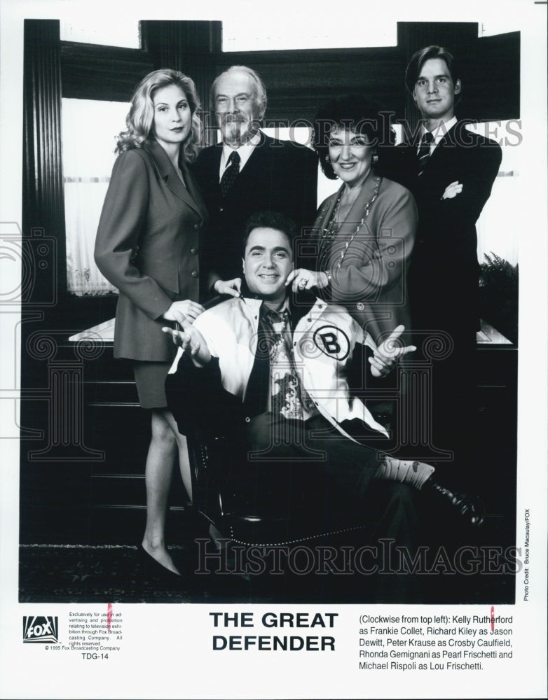 1995 Press Photo Actors Starring In &quot;The Great Defender&quot; Kelly Rutherford - Historic Images