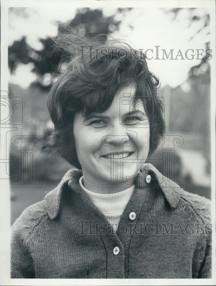 1971 Farmington Country Club Golfer Nancy Pateh - Historic Images