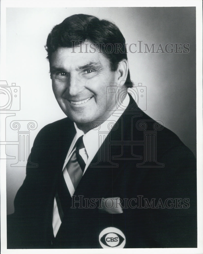 1989 Press Photo Hank Stram Former Coach Kansas City Chiefs CBS Sportscaster - Historic Images